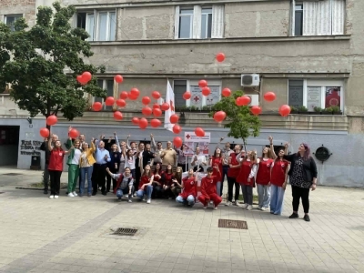 " УЈЕДИЊЕНИ У ХУМАНОСТИ"